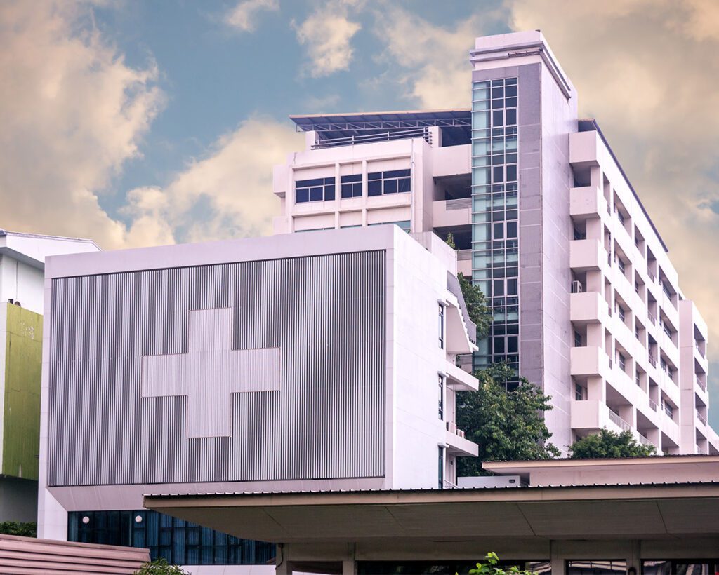 The exterior of a large hospital building.